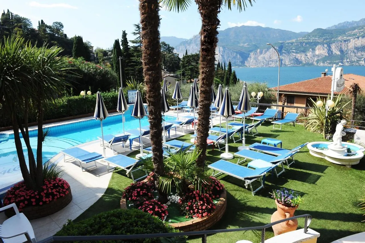 Hotel Cristallo Malcesine 3*,  İtalya